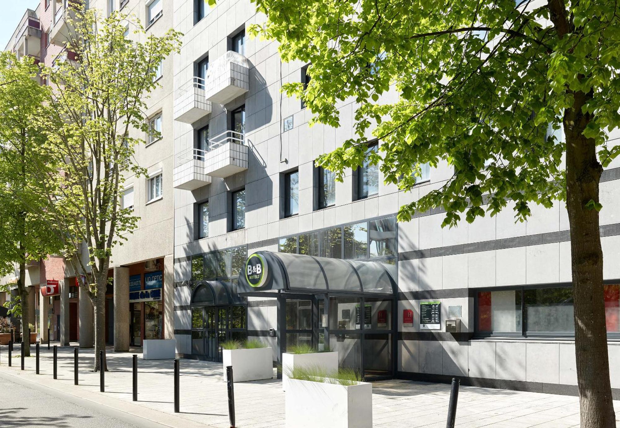B&B Hôtel Saint-Quentin-en-Yvelines Centre Gare Montigny-le-Bretonneux Exterior foto